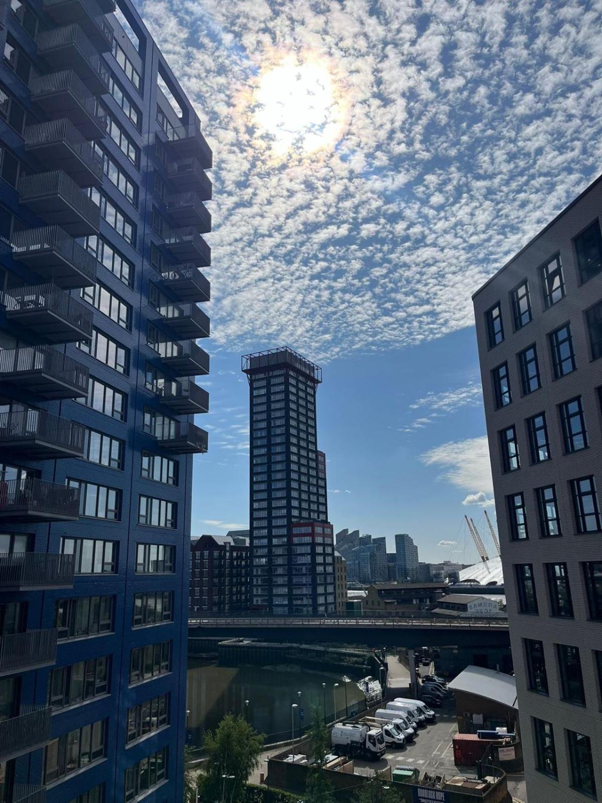 Luxurious - Prime Location Near Excel, O2 & Canary Wharf * London