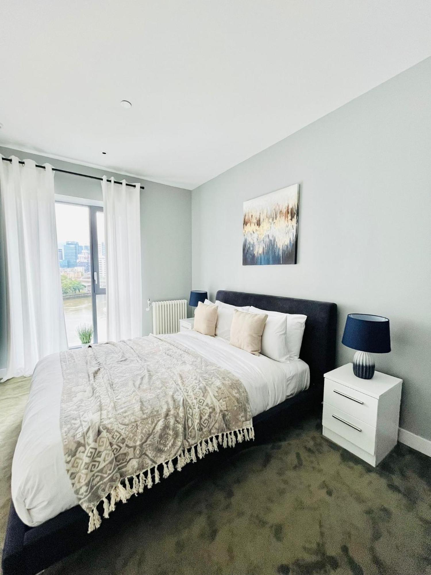 Luxurious - Prime Location Near Excel, O2 & Canary Wharf London
